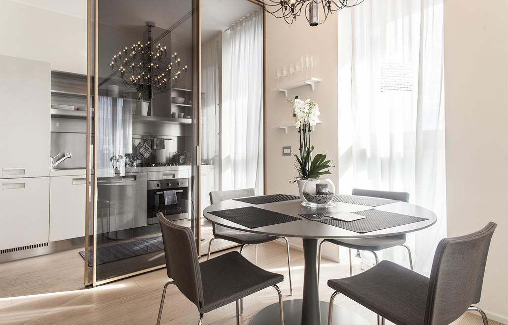 Hemeras Boutique Homes - Design Flats Near The City Center Мілан Екстер'єр фото
