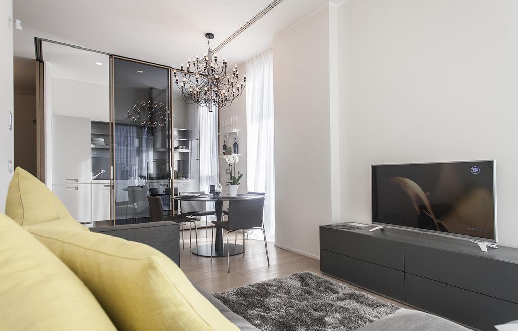 Hemeras Boutique Homes - Design Flats Near The City Center Мілан Екстер'єр фото