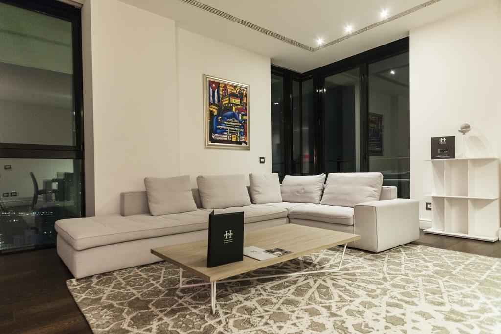 Hemeras Boutique Homes - Design Flats Near The City Center Мілан Екстер'єр фото