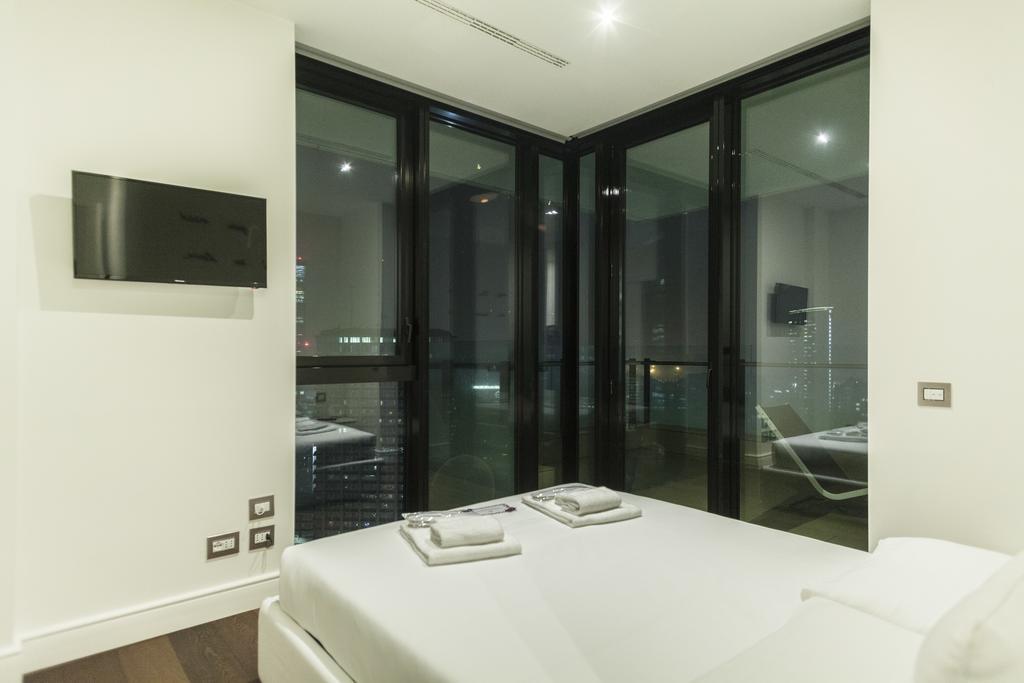 Hemeras Boutique Homes - Design Flats Near The City Center Мілан Екстер'єр фото