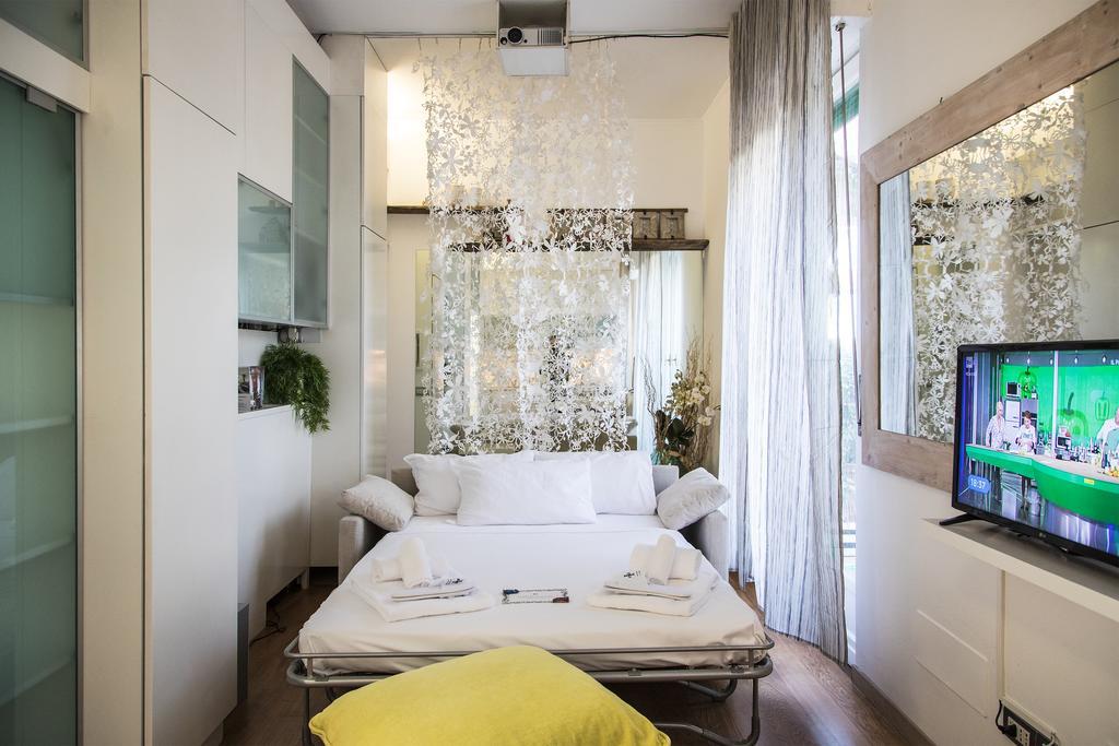Hemeras Boutique Homes - Design Flats Near The City Center Мілан Екстер'єр фото
